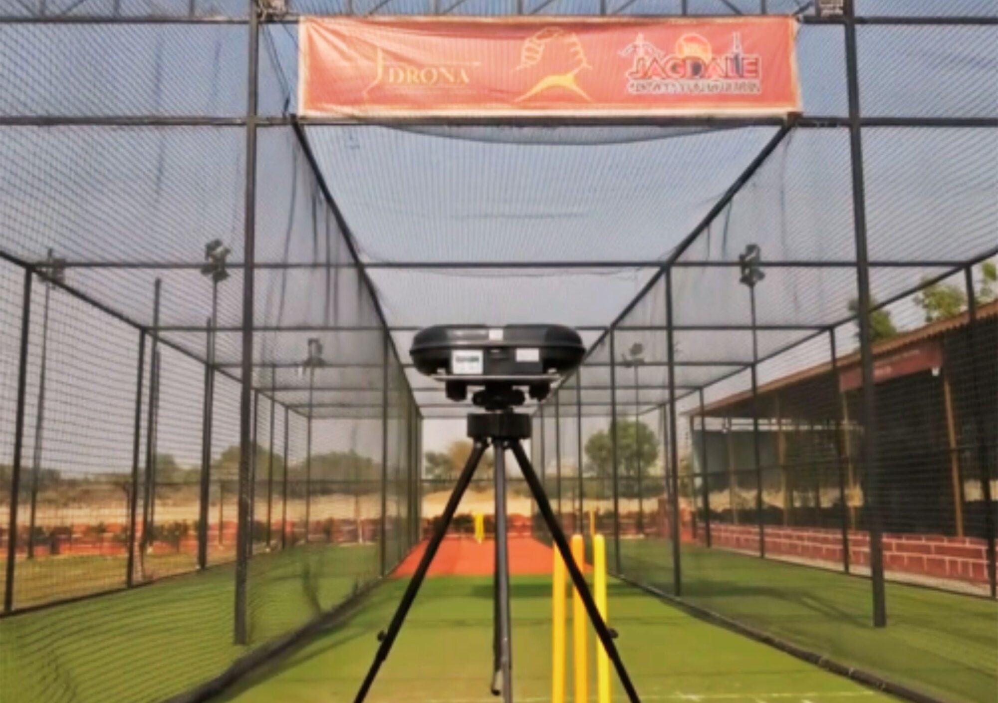 Bowling machine